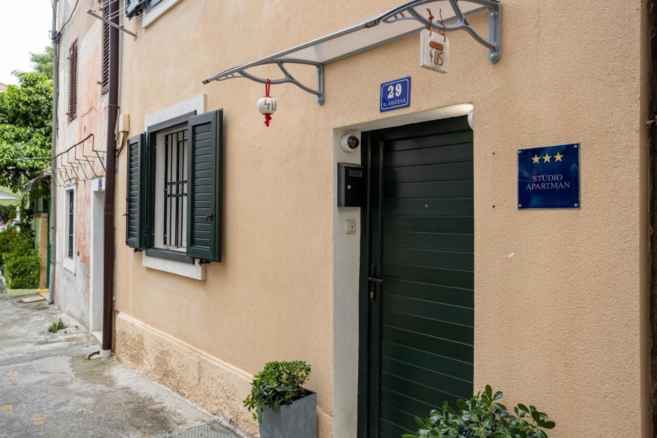 4 Us Apartment Split Exterior photo